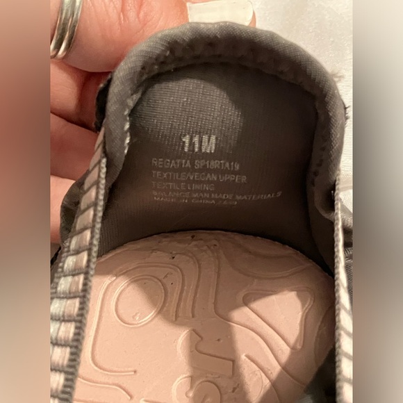 J Sport by Jambu grey pink Size 11 hiking active sandals NWOT - Picture 2 of 6